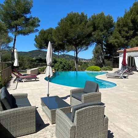 Une Pause En Provence Le Beausset Exterior photo